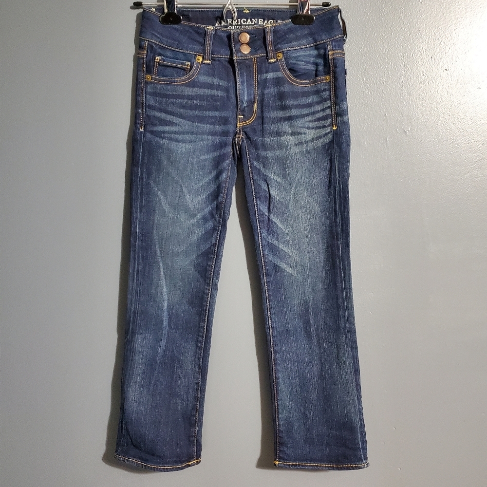 American Eagle Artist Crop Jeans with Vintage Fade Size 00